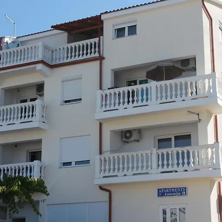 Villa Antonija *