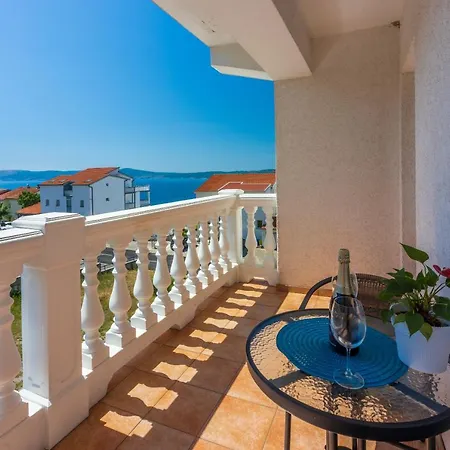 Villa Antonija Lägenhet Crikvenica