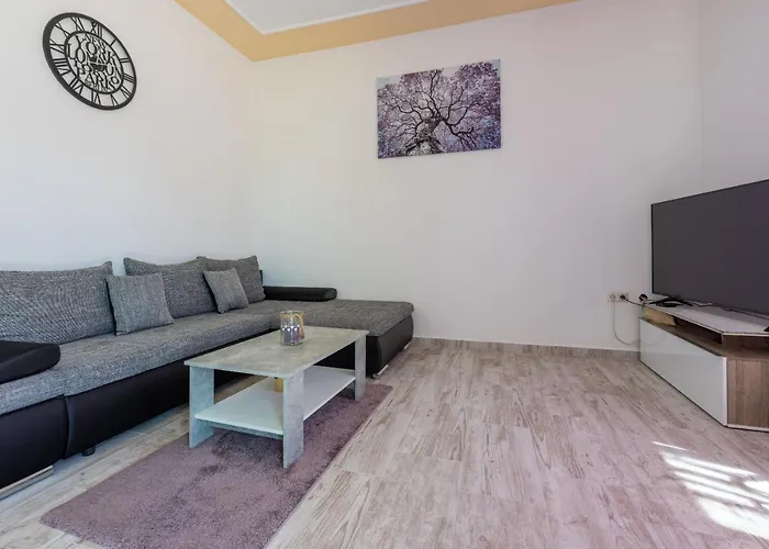 Apartment Antonija *