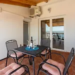 Apartamento Antonija *