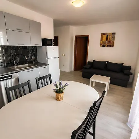 Apartamento Villa Antonija *